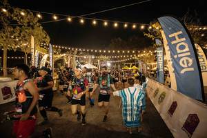 BIB: 
                            <button type="button" onclick="openModal(13717936)" class="btn btn-primary btn-sm float-right btn-popup" data-toggle="modal" data-target=".modal-high-quality">
                        <i class="fas fa-shopping-cart"></i> Add to Cart
                    </button>
                                            <button type="button" onclick="isThisMe(13717936, true)" class="btn btn-success btn-sm float-right btn-popup btn-isme hidden" data-toggle="tooltip" data-placement="bottom" title="นี่คือรูปของคุณใช่ไหม คลิกที่นี่เพื่อเอาเข้าอัลบั้ม">
                        <i class="fas fa-plus"></i> Add to album
                    </button>
                    <button type="button" onclick="isThisMe(13717936, false)" class="btn btn-warning btn-sm float-right btn-popup btn-isnotme hidden">
                        <i class="fas fa-ban"></i> Remove from album
                    </button>